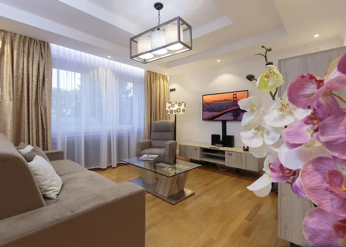 The Queen Luxury - Giada * Luxemburg