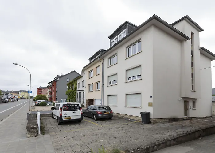 The Queen Luxury - Giada * Luxemburg