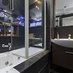 The Queen Luxury - Giada Lucembursko