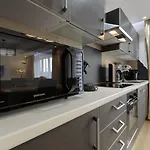 The Queen Luxury - Giada Apartmán