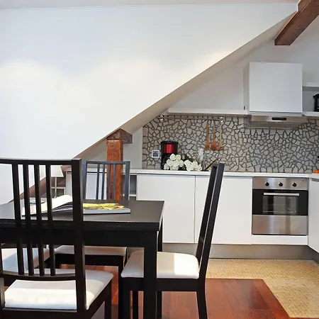 The Queen Luxury - Giada Luxembourg