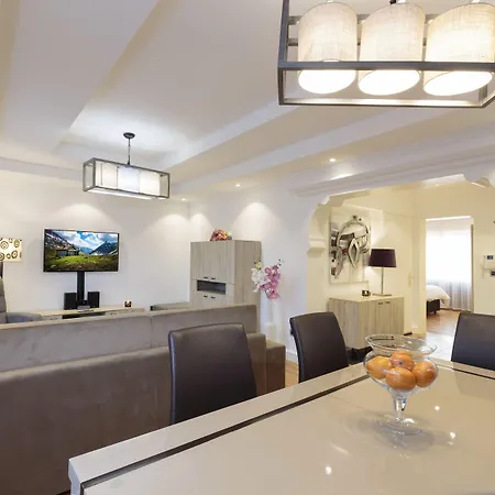 The Queen Luxury - Giada *