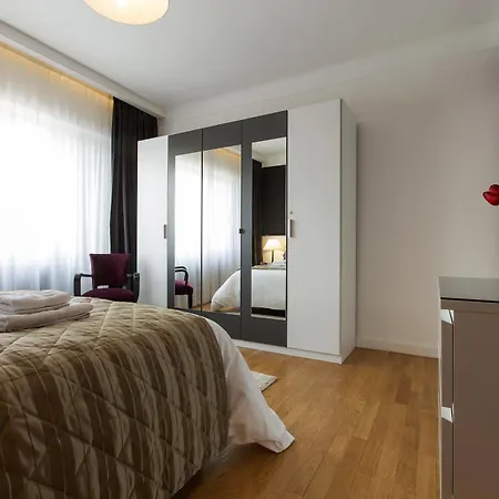 The Queen Luxury - Giada