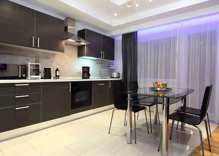 The Queen Luxury - Giada *