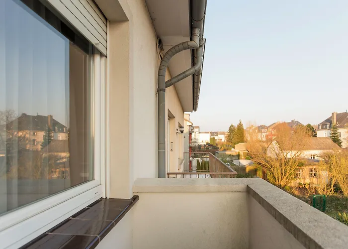 The Queen Luxury - Giada Λουξεμβούργο