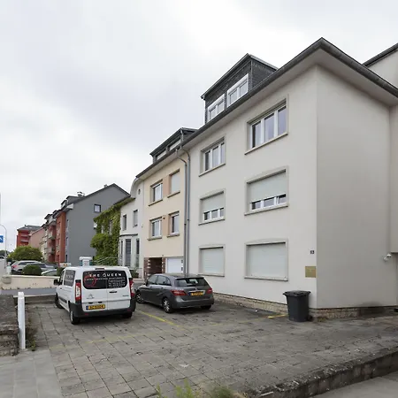 The Queen Luxury - Giada * Luxembourg