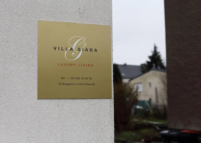 The Queen Luxury - Giada * Luxembourg